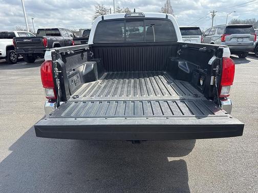 2016 Toyota Tacoma TRD Sport
