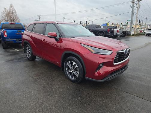 2023 Toyota Highlander Hybrid XLE