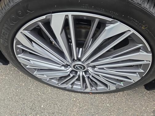 2025 Nissan Altima SL FWD