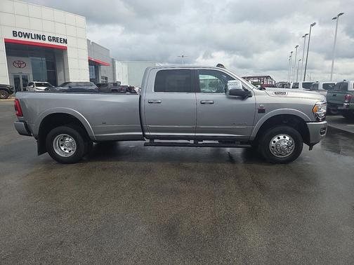 2023 RAM 3500 Limited Crew Cab 4x4 8' Box