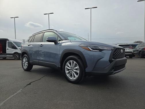 2022 Toyota Corolla Cross LE