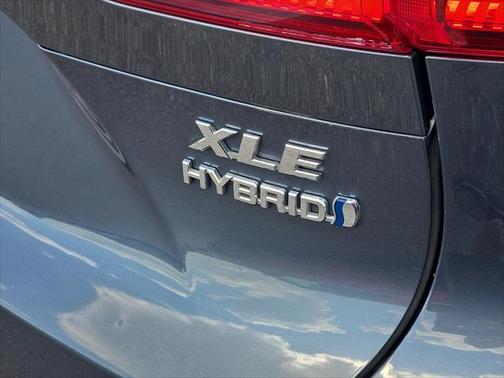2022 Toyota Venza XLE