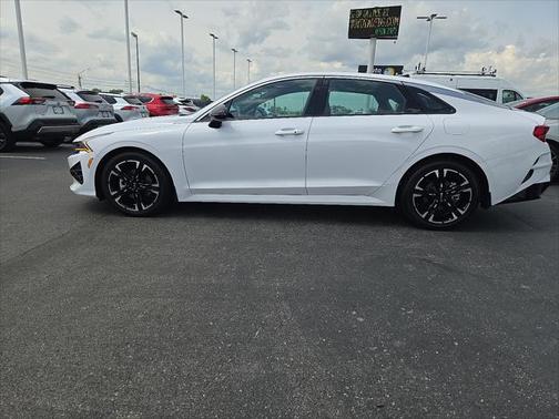 2023 Kia K5 GT-Line