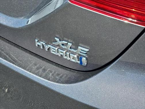 2024 Toyota Camry Hybrid XLE