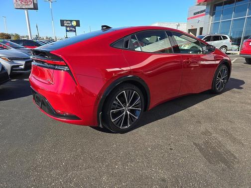 2023 Toyota Prius XLE