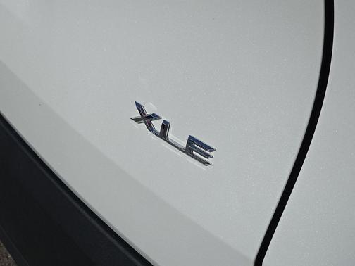 2025 Toyota Grand Highlander Hybrid XLE