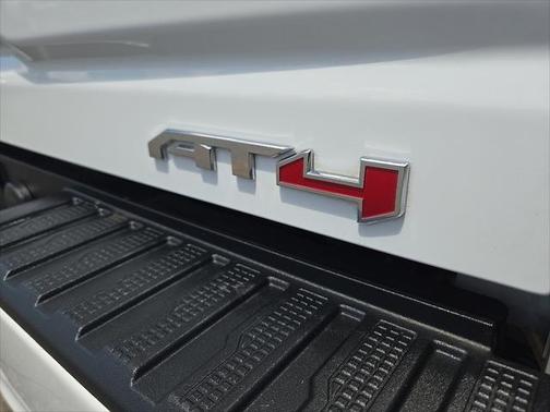 2021 GMC Sierra 2500 AT4