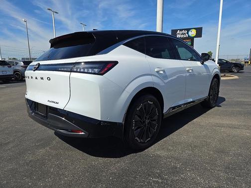 2025 Nissan Murano Platinum