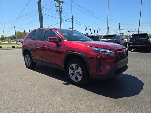 2022 Toyota RAV4 Hybrid XLE