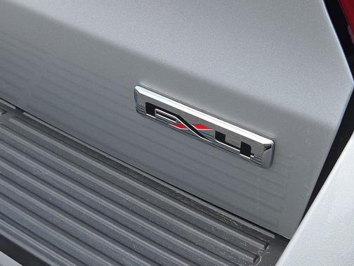 Ingot Silver Metallic 2018 Ford Expedition XLT