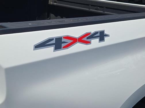Summit White 2023 Chevrolet Silverado 1500 RST