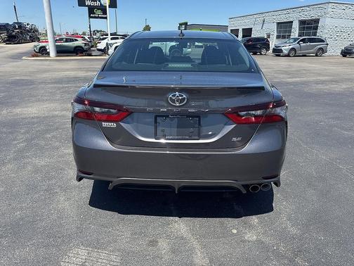 Predawn Gray Mica 2024 Toyota Camry SE