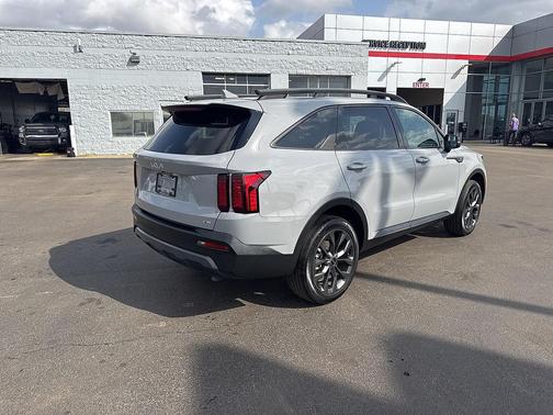 2023 Kia Sorento EX