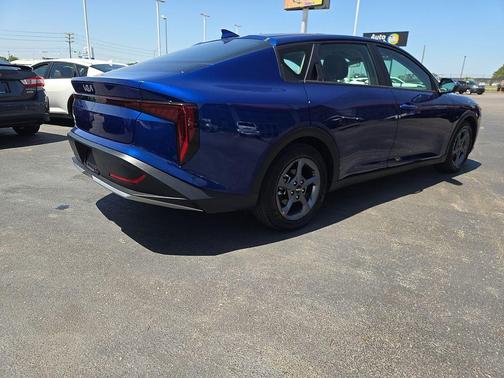 Deep Sea Blue 2025 Kia K4