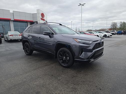 2024 Toyota RAV4 Hybrid SE