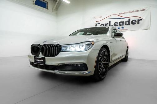 2018 BMW 740e xDrive iPerformance