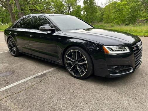 2017 Audi S8 4.0T Plus