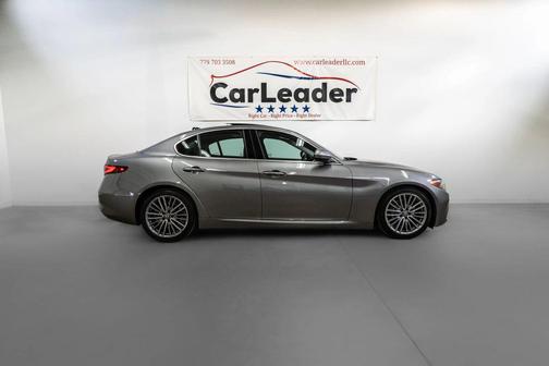 2017 Alfa Romeo Giulia Ti