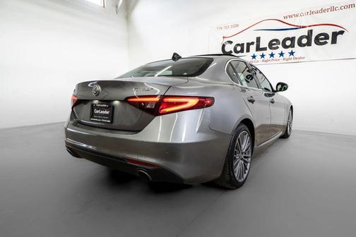 2017 Alfa Romeo Giulia Ti