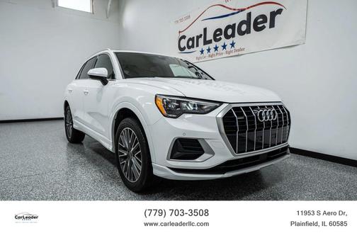 White 2022 Audi Q3 40 Premium