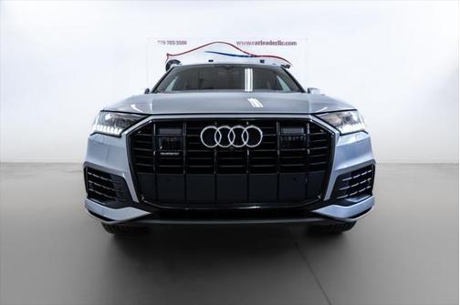 2021 Audi Q7 55 Premium Plus
