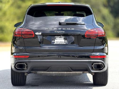 2016 Porsche Cayenne Cayenne