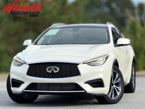 2018 INFINITI QX30 LUXE
