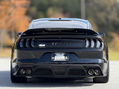 2018 Ford Shelby GT350 Base