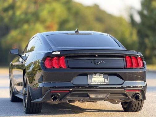 2021 Ford Mustang EcoBoost Premium