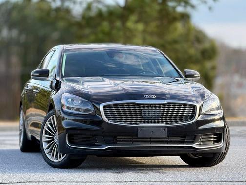 2020 Kia K900 Luxury