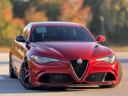 2017 Alfa Romeo Giulia Quadrifoglio
