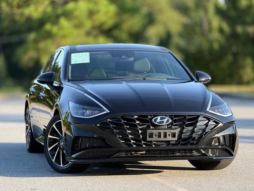 Phantom Black 2020 Hyundai SONATA SEL Plus