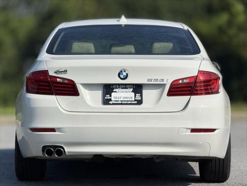 2016 BMW 528 528i
