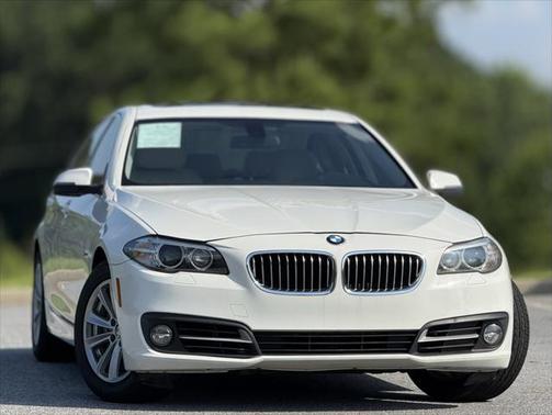 2016 BMW 528 528i