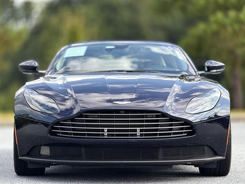2019 Aston Martin DB11 Volante