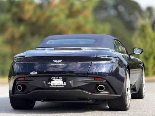 2019 Aston Martin DB11 Volante