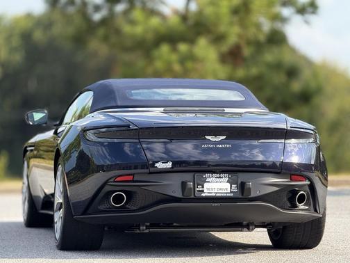 2019 Aston Martin DB11 Volante