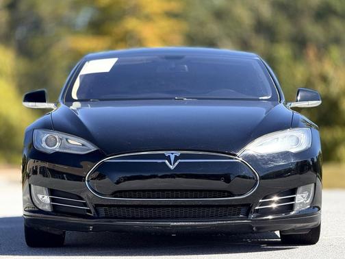 2013 Tesla Model S Performance