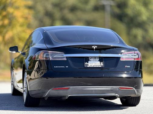 2013 Tesla Model S Performance