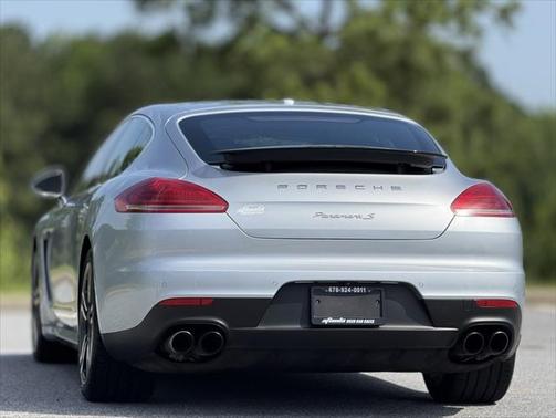 2014 Porsche Panamera 4