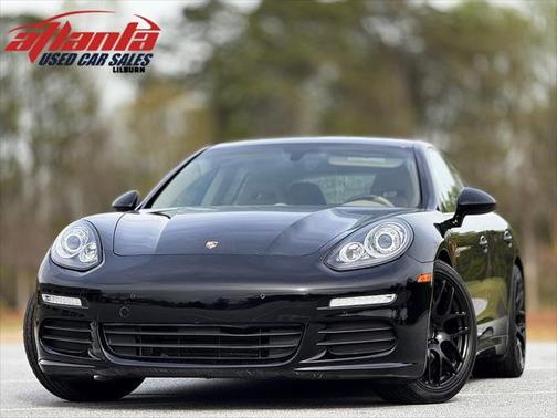 2015 Porsche Panamera 4
