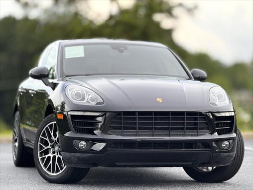 2018 Porsche Macan Base