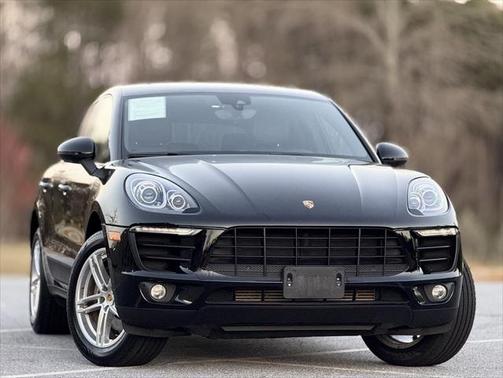 2018 Porsche Macan Base