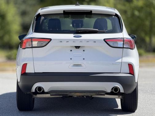 2020 Ford Escape S