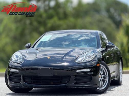 2016 Porsche Panamera 2