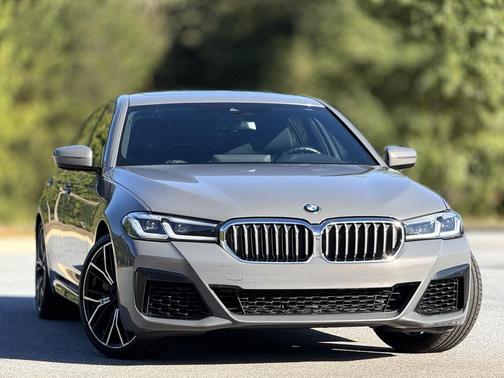 2021 BMW 540 540i