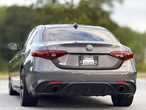 2017 Alfa Romeo Giulia Ti
