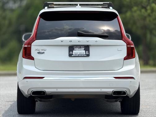 2021 Volvo XC90 Recharge Plug-In Hybrid T8 Inscription 7 Passenger