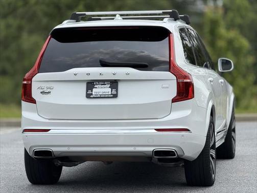 2021 Volvo XC90 Recharge Plug-In Hybrid T8 Inscription 7 Passenger