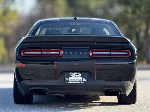 2016 Dodge Challenger SRT Hellcat